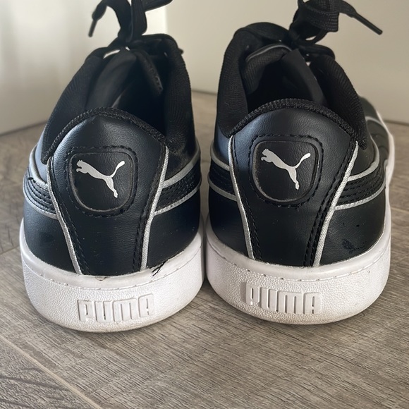 Women’s Puma soft foam sneakers - Picture 4 of 5